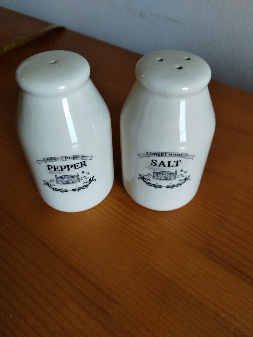 Salt And Pepper Shakers Set